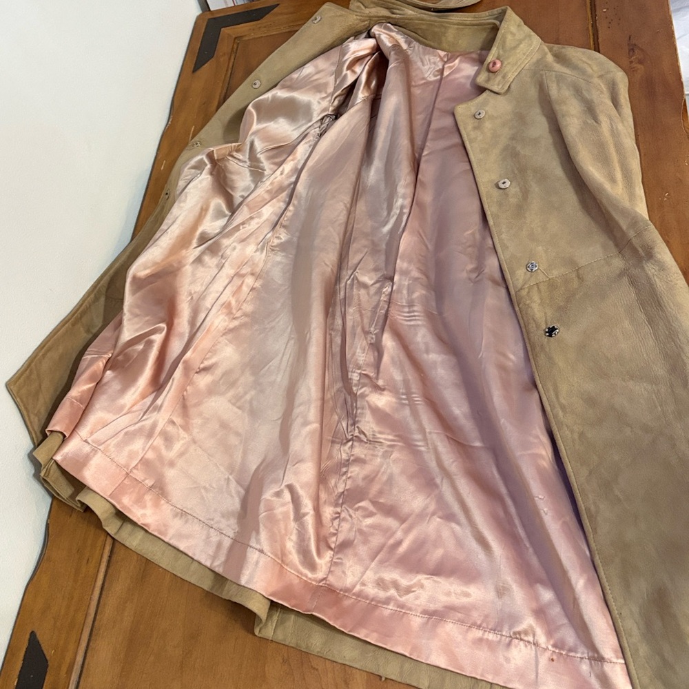 Vintage Elegant Suede Tan Women's Coat Size Small - Picture 13 of 14